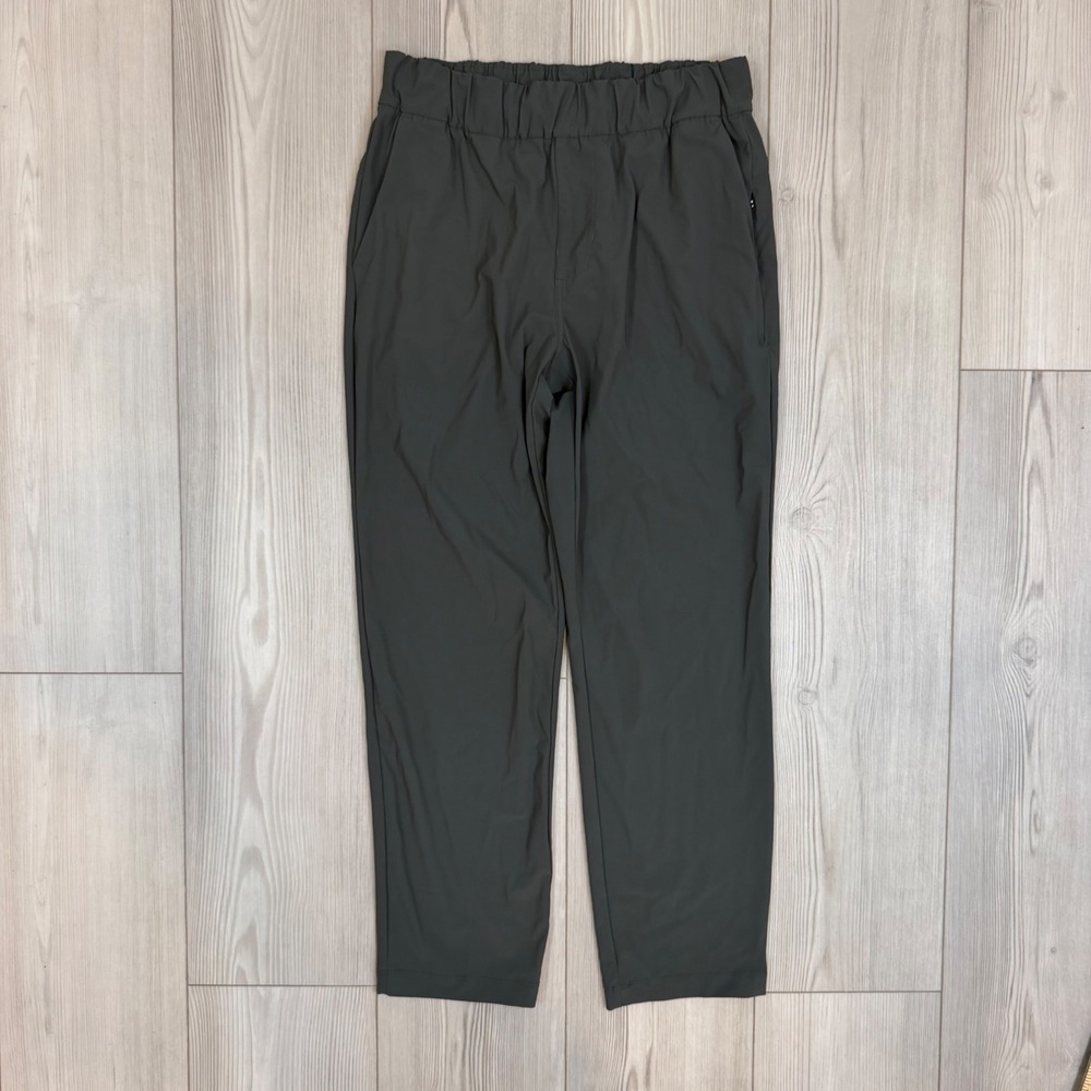 Vuori Miles Ankle Pants Gray Women Medium VW404 Elastic Waist Active Travel